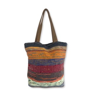 Große Tasche aus recyceltem Teppichstoff – Shades of Mushrooms